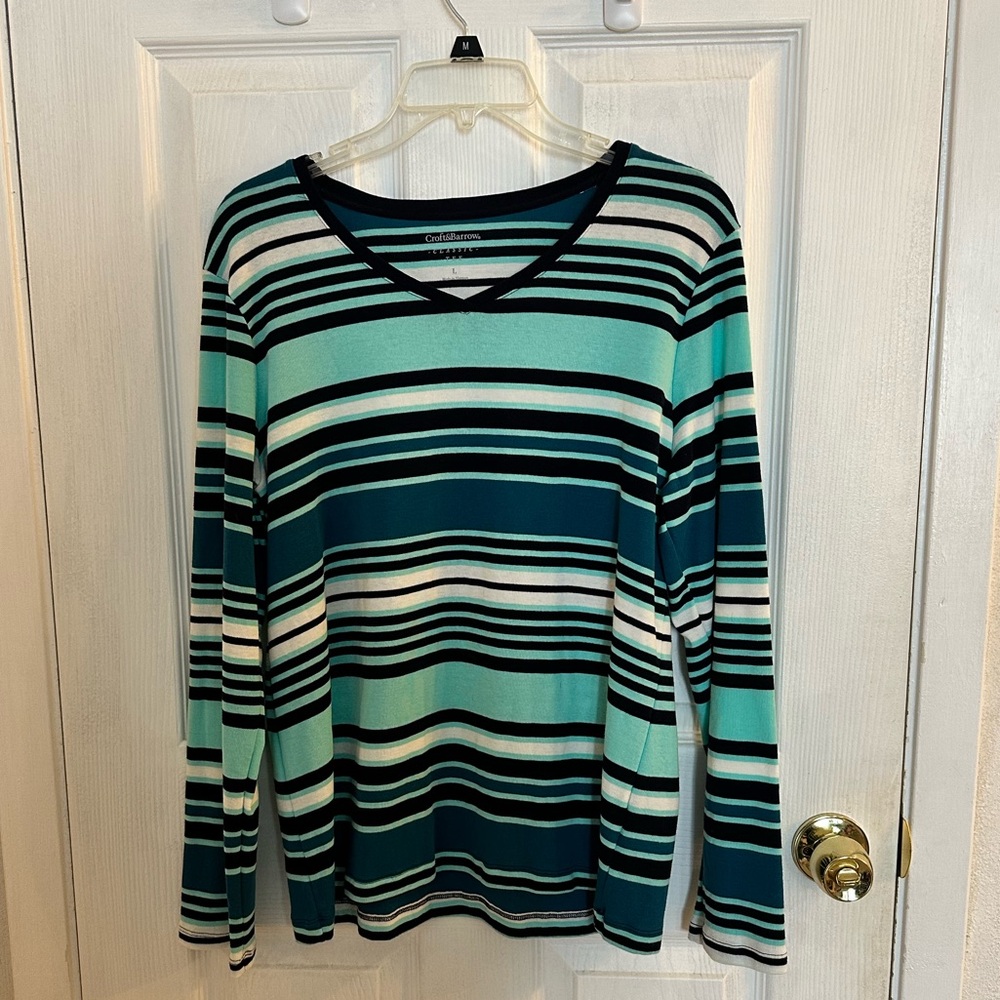 Large Croft and Barrow top long sleeve